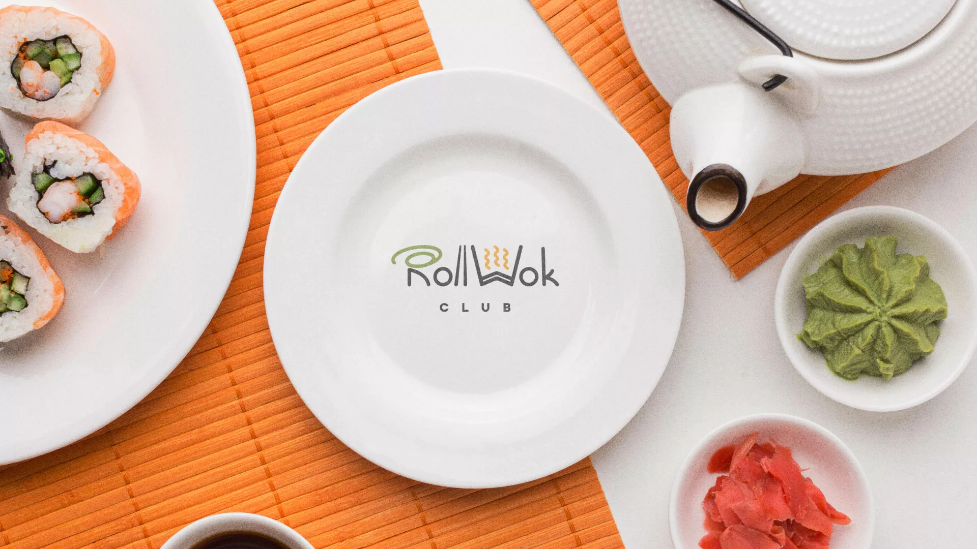 Разработка логотипа и фирменного стиля в Кохме для суши-бара «Roll Wok Club» Разработка логотипа и фирменного стиля в Кохме для суши-бара «Roll Wok Club»